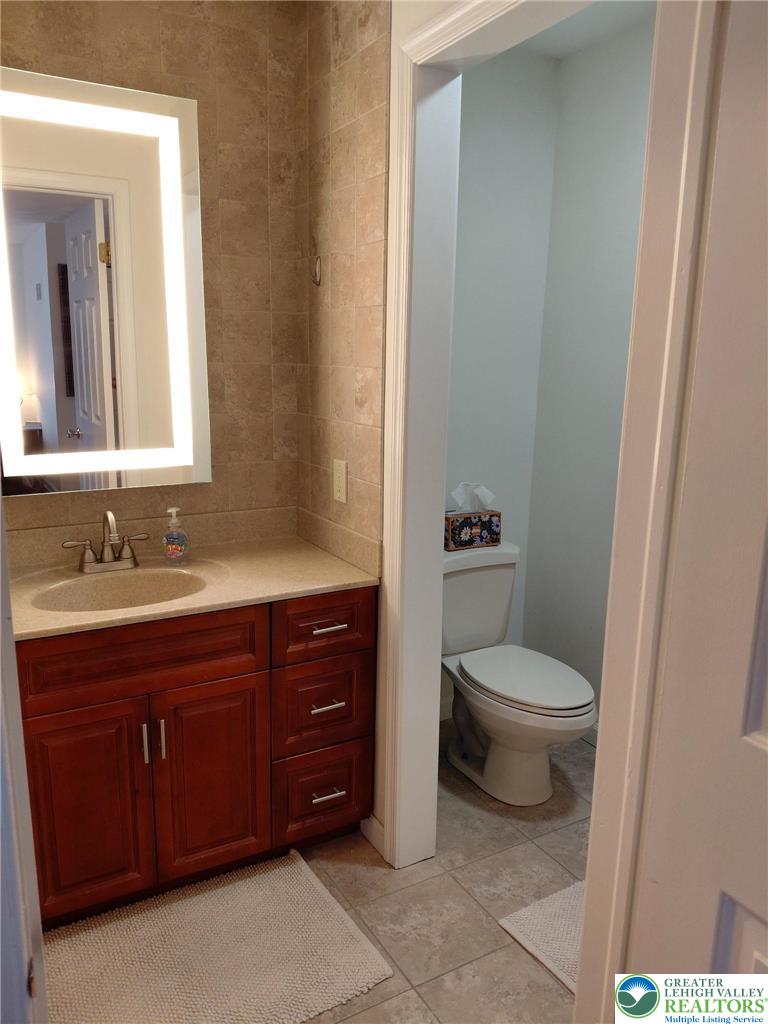 2802 Windy Hill Road Allentown, PA 18103 - Photo 28 of 58 Master Bathroom