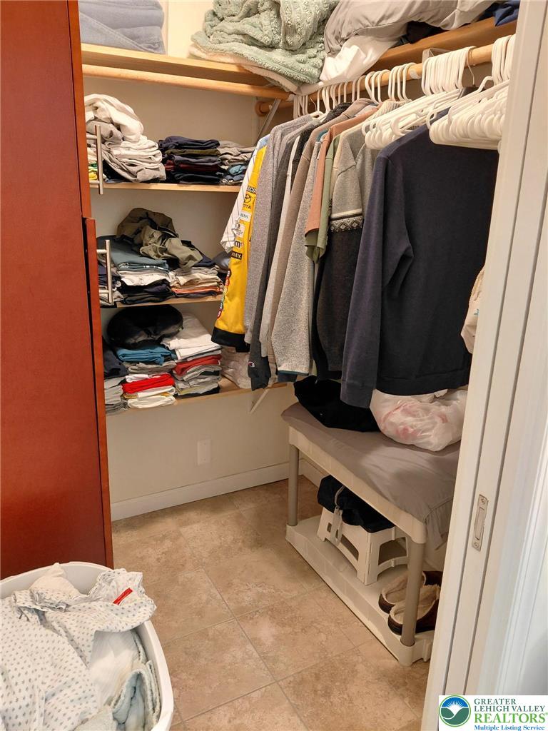 2802 Windy Hill Road Allentown, PA 18103 - Photo 37 of 58