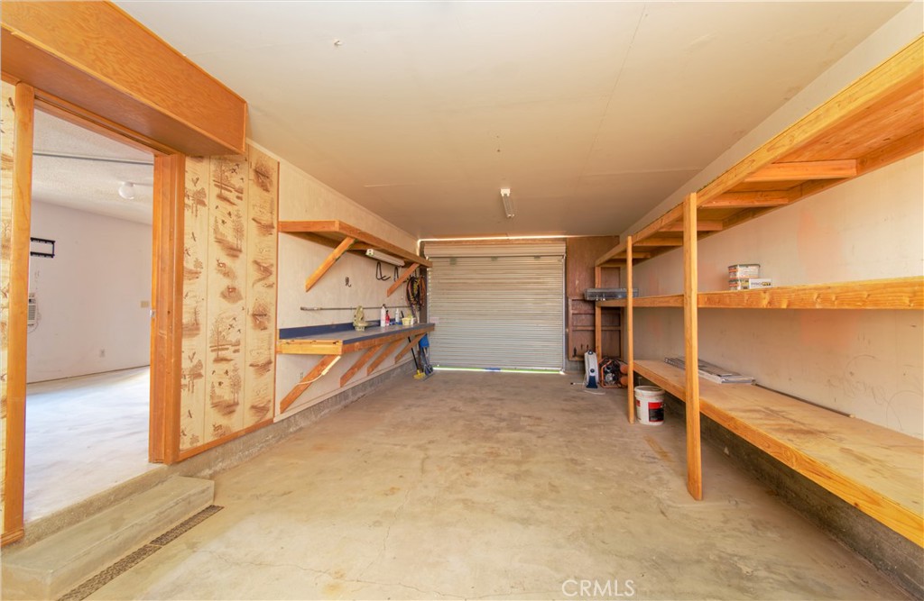 5501 Colorado River Road Blythe, CA 92225 - Photo 38 of 45 an empty room with windows