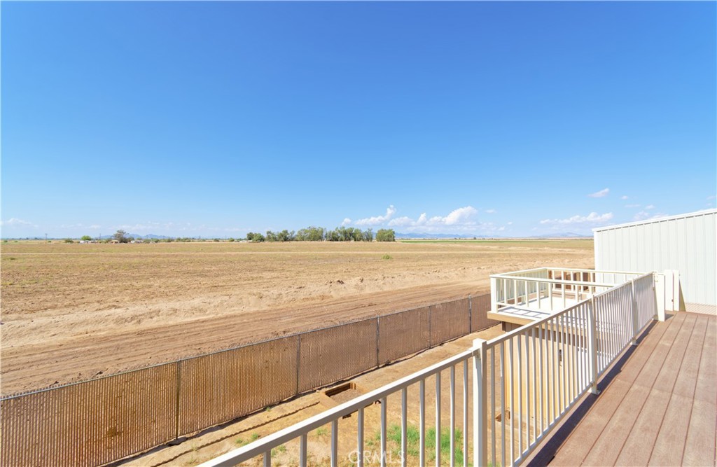 5501 Colorado River Road Blythe, CA 92225 - Photo 8 of 45 a view of an ocean from a balcony