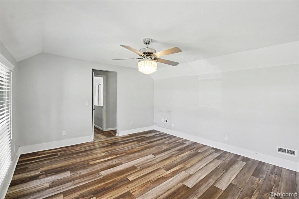 409 Fleming Street Howell, MI 48843 - Photo 20 of 31