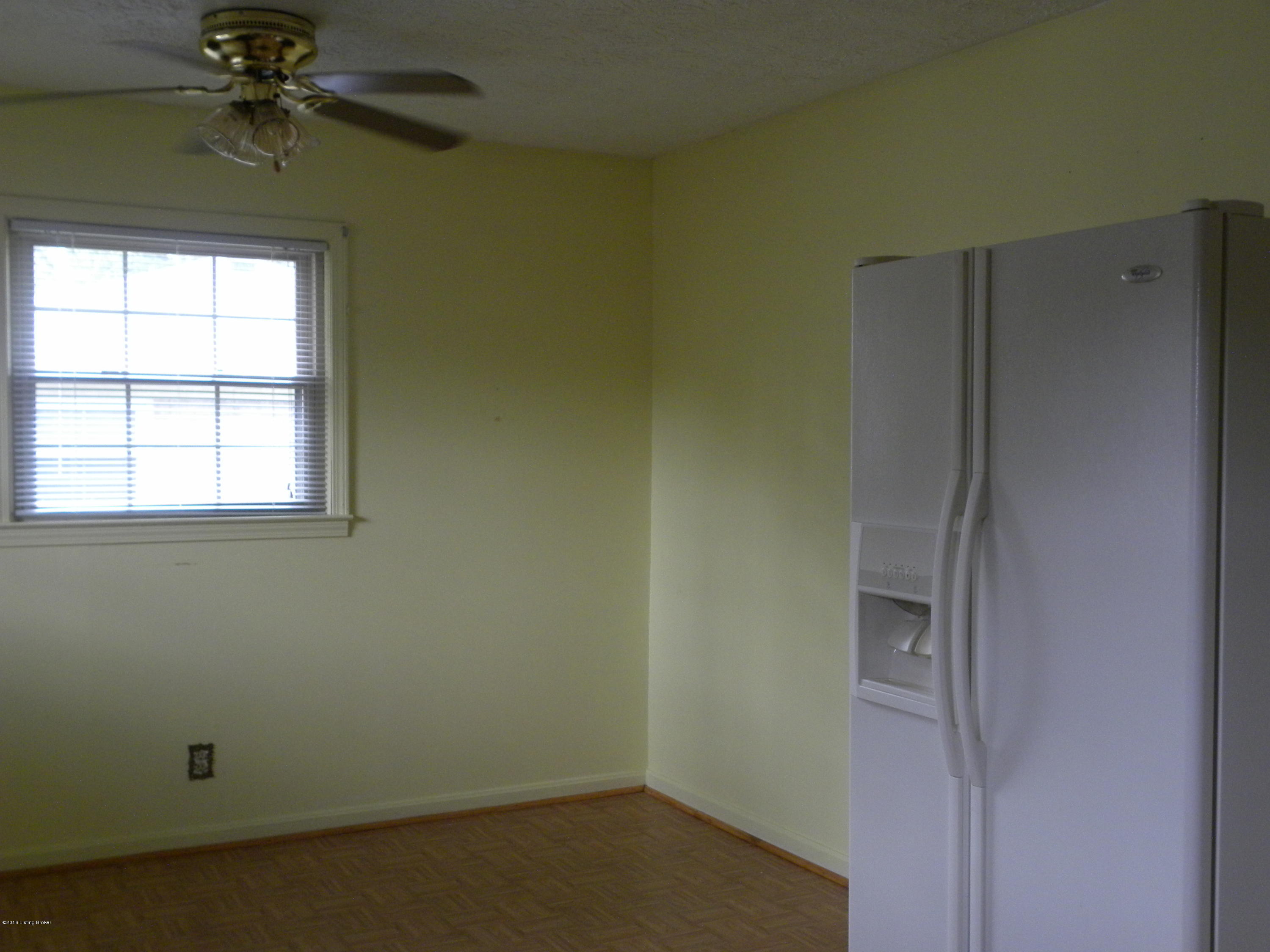 6009 Shadow Run Road Louisville, KY 40219 - Photo 8 of 25 DSCN3362