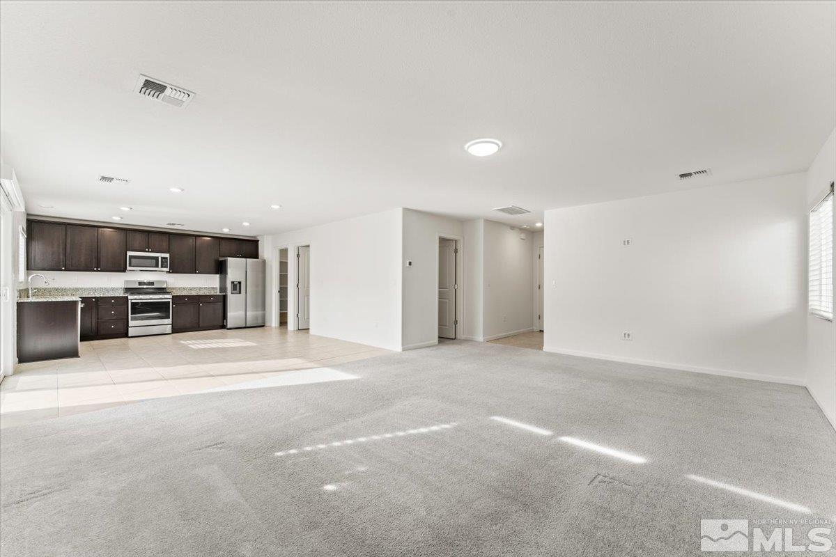 8944 Wolf River Drive Reno, NV 89506 - Photo 5 of 30 Photo 5