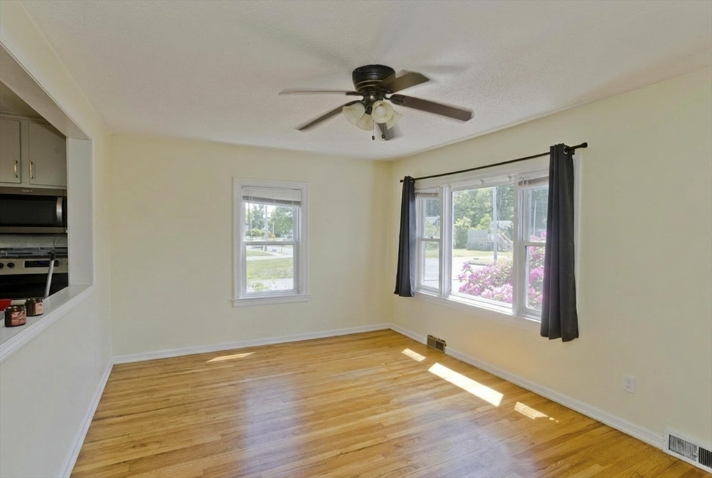 30 Cady Street Ludlow, MA 01056 - Photo 9 of 25