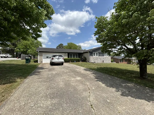 $230,000 | 900 Brenda Drive, Pulaski, TN 38478