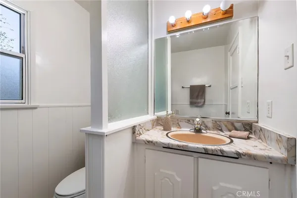 $900,000 | 2334 Iroquois Avenue, Long Beach, CA 90815