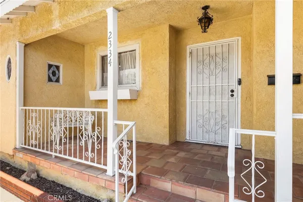 $900,000 | 2334 Iroquois Avenue, Long Beach, CA 90815