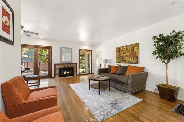 $900,000 | 2334 Iroquois Avenue, Long Beach, CA 90815