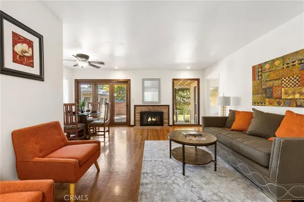 $900,000 | 2334 Iroquois Avenue, Long Beach, CA 90815