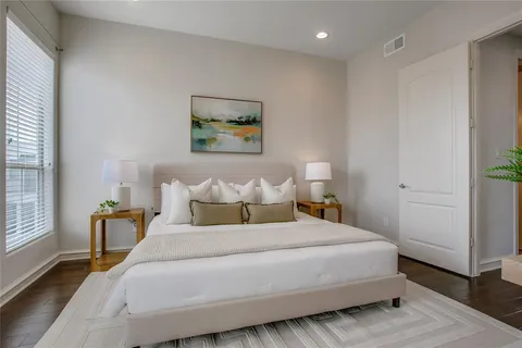 $439,000 | 2100 North Fitzhugh Avenue, Unit H, Dallas, TX 75204
