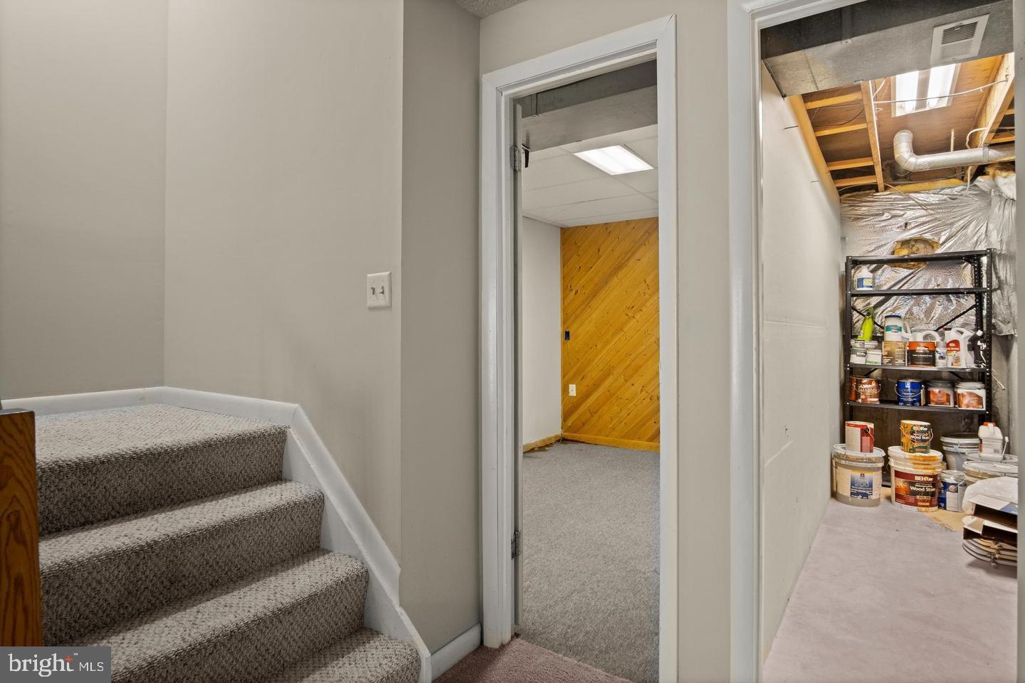 1602 Oak Spring Way Reston, VA 20190 - Photo 20 of 33