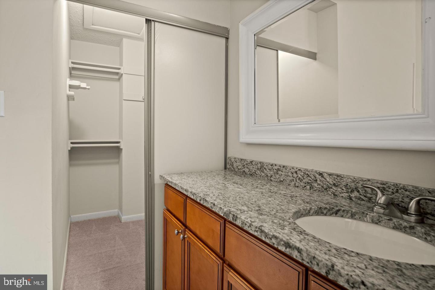 1602 Oak Spring Way Reston, VA 20190 - Photo 33 of 33