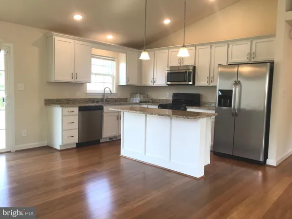 $2,600 | 6926 Lunette Lane, Spotsylvania, VA 22553