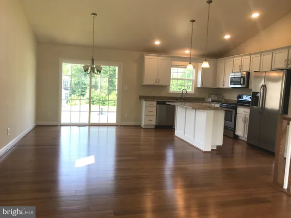 $2,600 | 6926 Lunette Lane, Spotsylvania, VA 22553