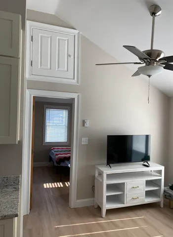 $2,400 | 35 Fuller Acres, Unit 6, Hampton, NH 03842