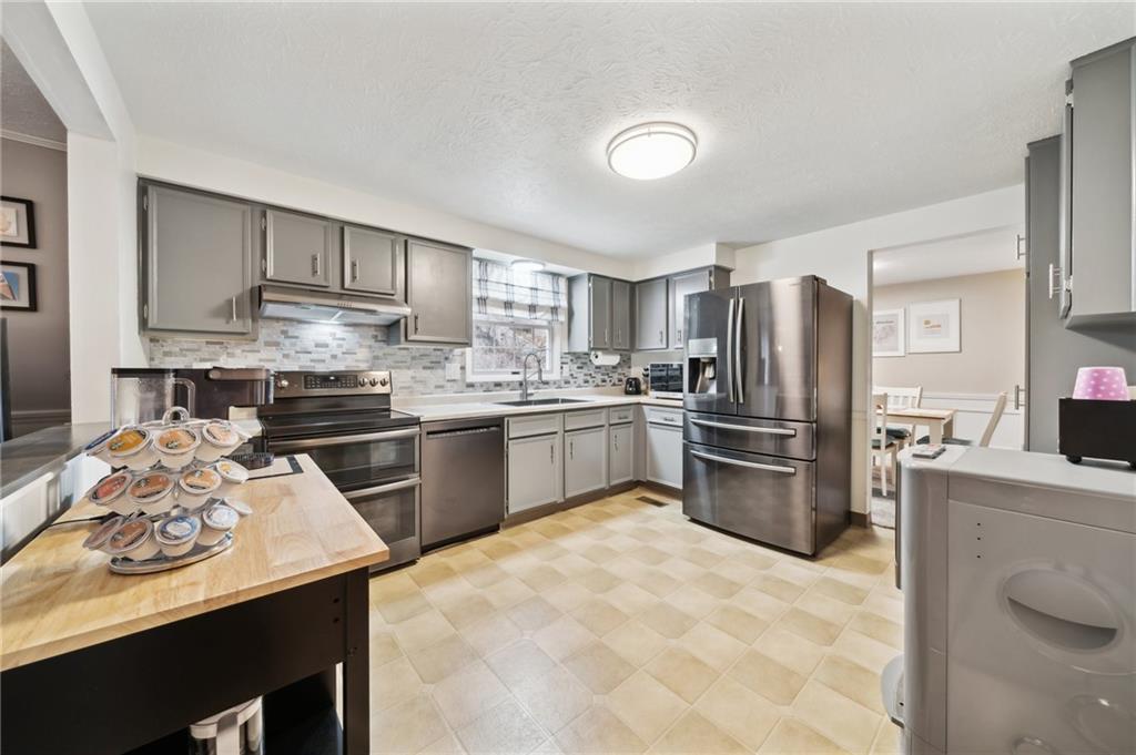 3 Hones Road Export, PA 15632 - Photo 8 of 32