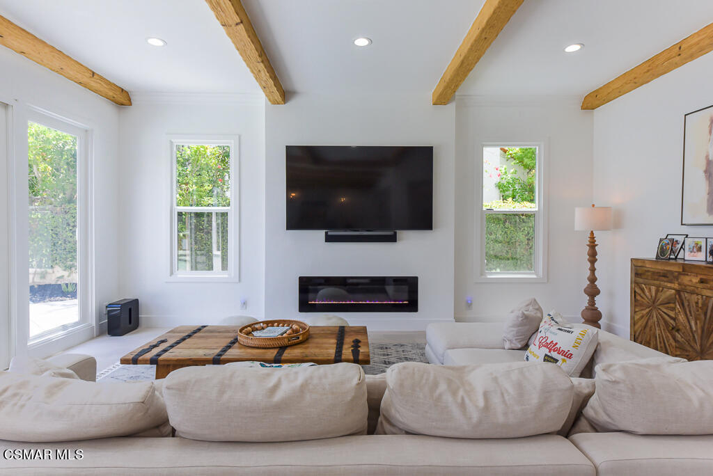 3714 Avenida Callada Calabasas, CA 91302 - Photo 8 of 46 AC-68