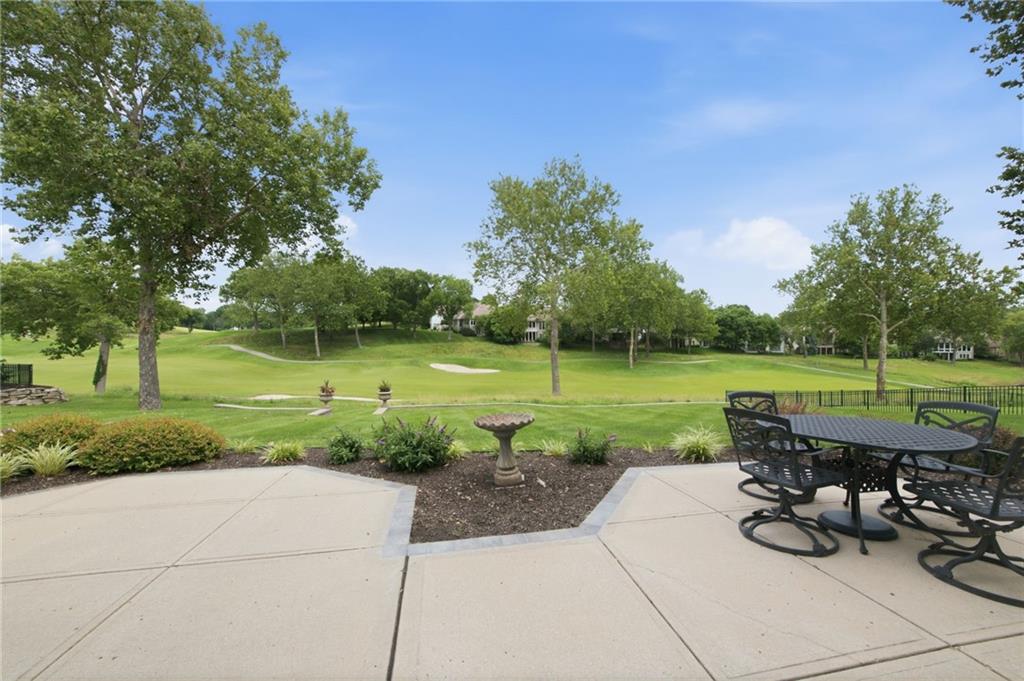 6517 Ridge Road Kansas City, MO 64152 - Photo 9 of 24