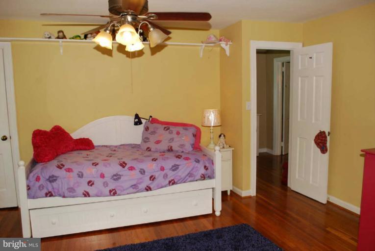 3036 Castle Road Falls Church, VA 22044 - Photo 14 of 30 Bedroom