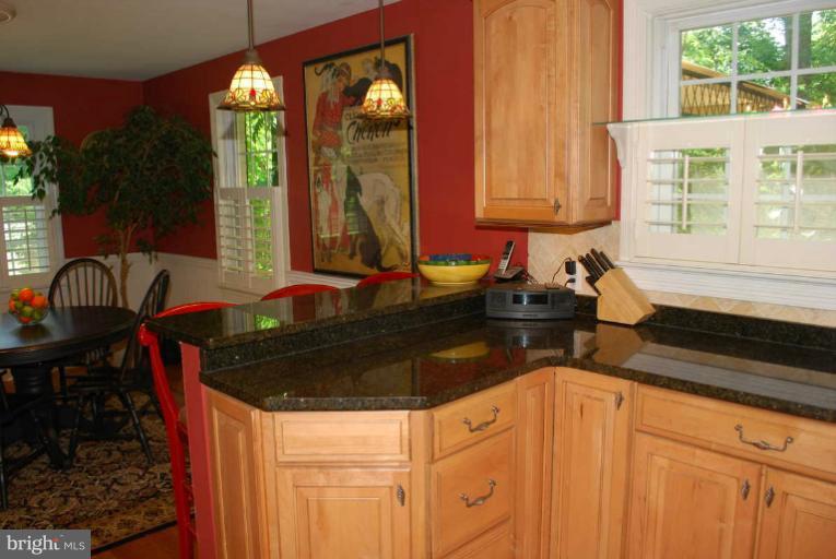 3036 Castle Road Falls Church, VA 22044 - Photo 22 of 30 Kitchen