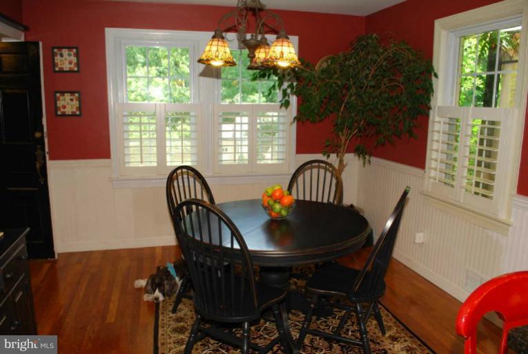 3036 Castle Road Falls Church, VA 22044 - Photo 8 of 30 Dining Room