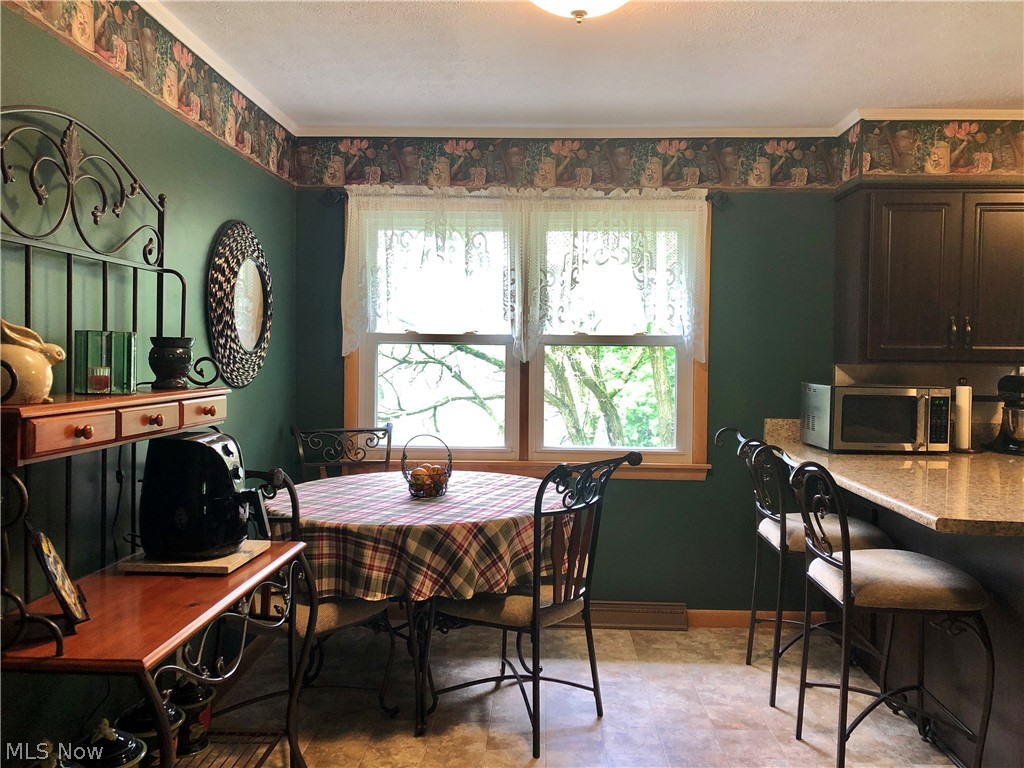 3259 Circleview Dover, OH 44622 - Photo 7 of 34