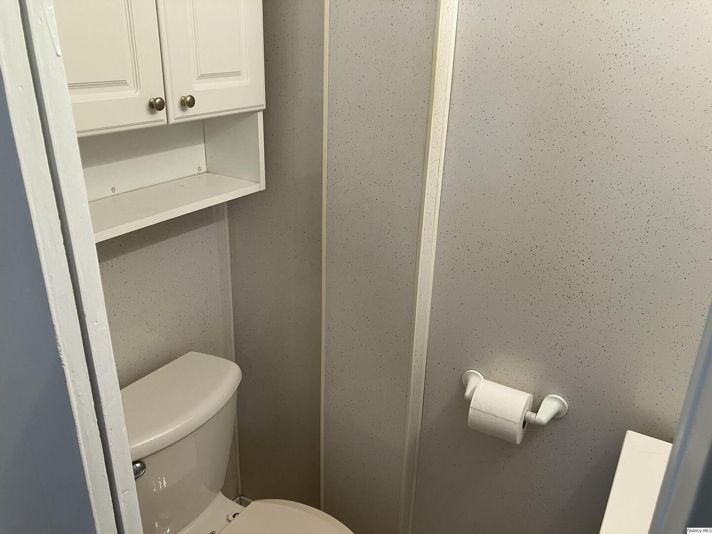 1516 Chestnut Street Quincy, IL 62301 - Photo 13 of 36