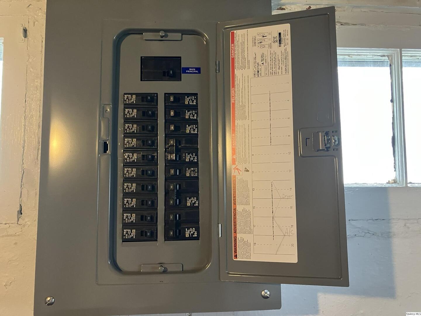 1516 Chestnut Street Quincy, IL 62301 - Photo 23 of 36