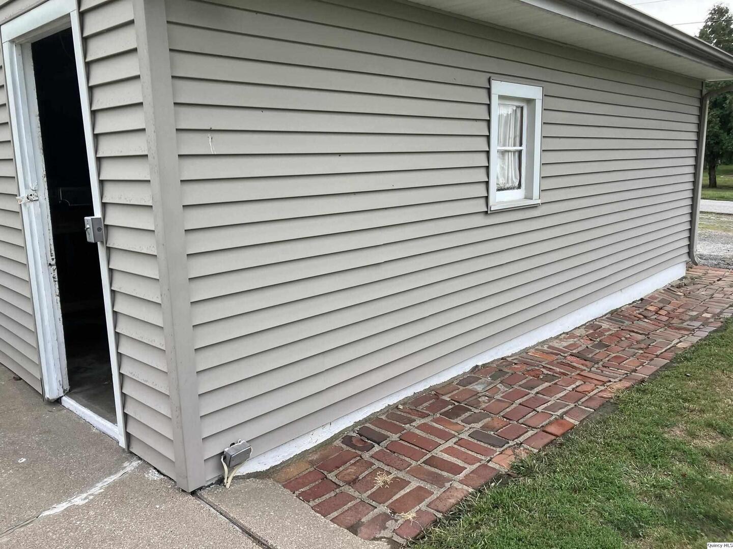 1516 Chestnut Street Quincy, IL 62301 - Photo 25 of 36