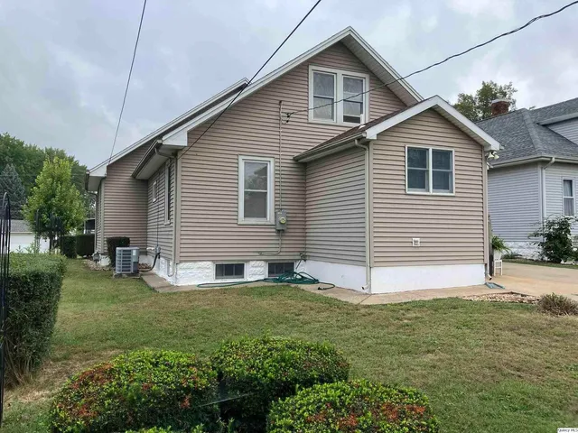 $159,900 | 1516 Chestnut Street, Quincy, IL 62301