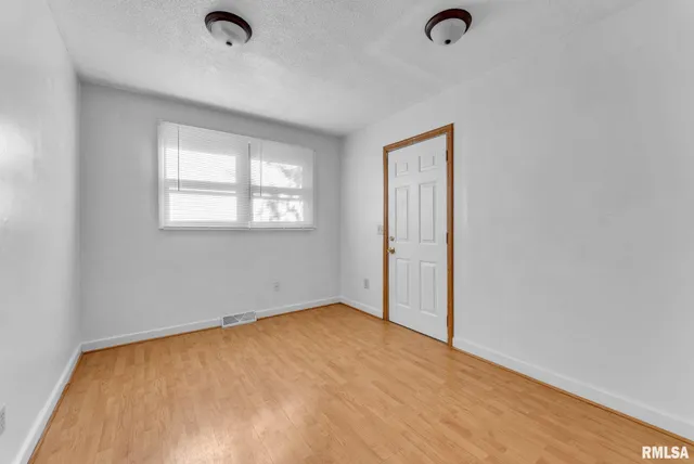 $124,900 | 1900 13th Avenue, Rock Island, IL 61201