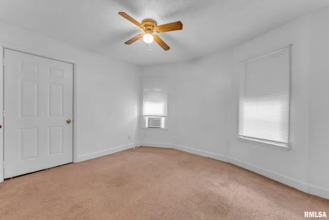 $124,900 | 1900 13th Avenue, Rock Island, IL 61201