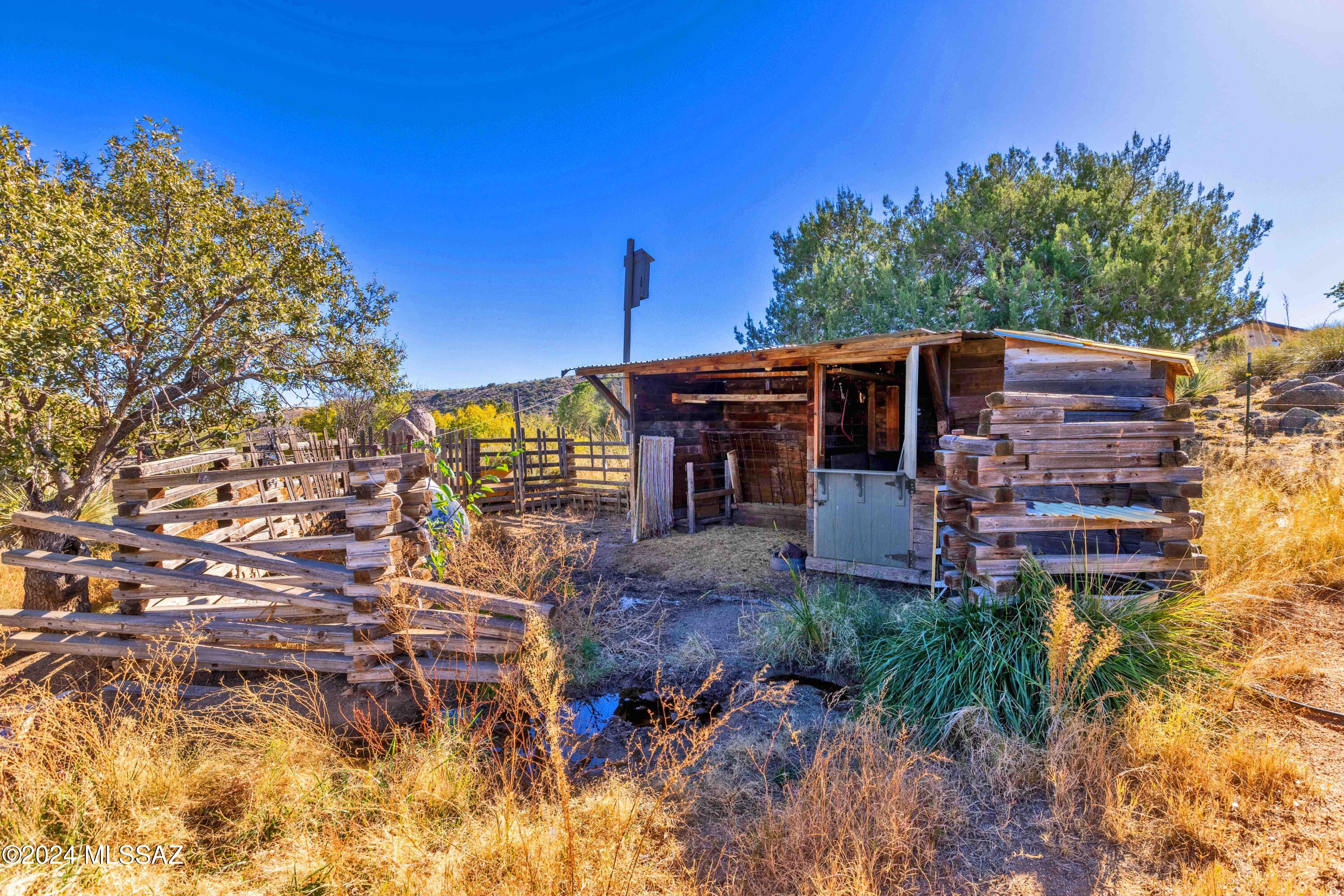 1915 South Cody Loop Road Oracle, AZ 85623 - Photo 43 of 51