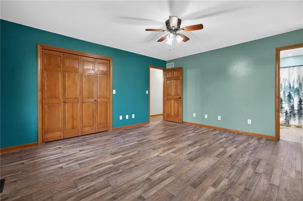 $475,000 | 2103 85th Road Northeast, St. Joseph, MO 64507