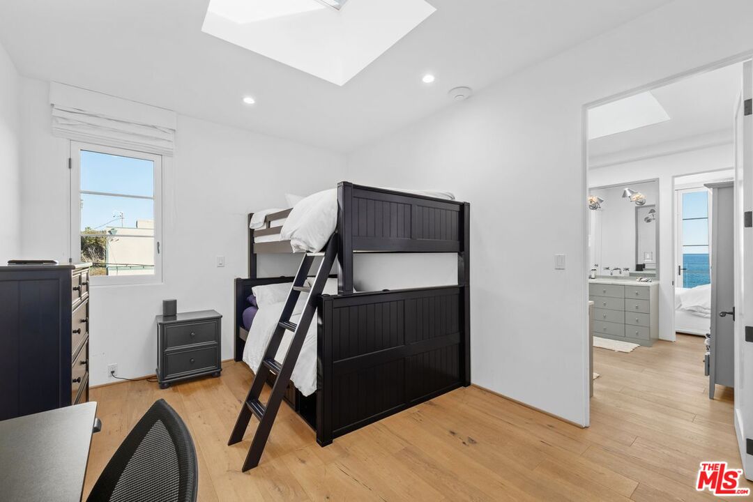 27212 Escondido Beach Road Malibu, CA 90265 - Photo 23 of 35 a view of a room with gym equipment