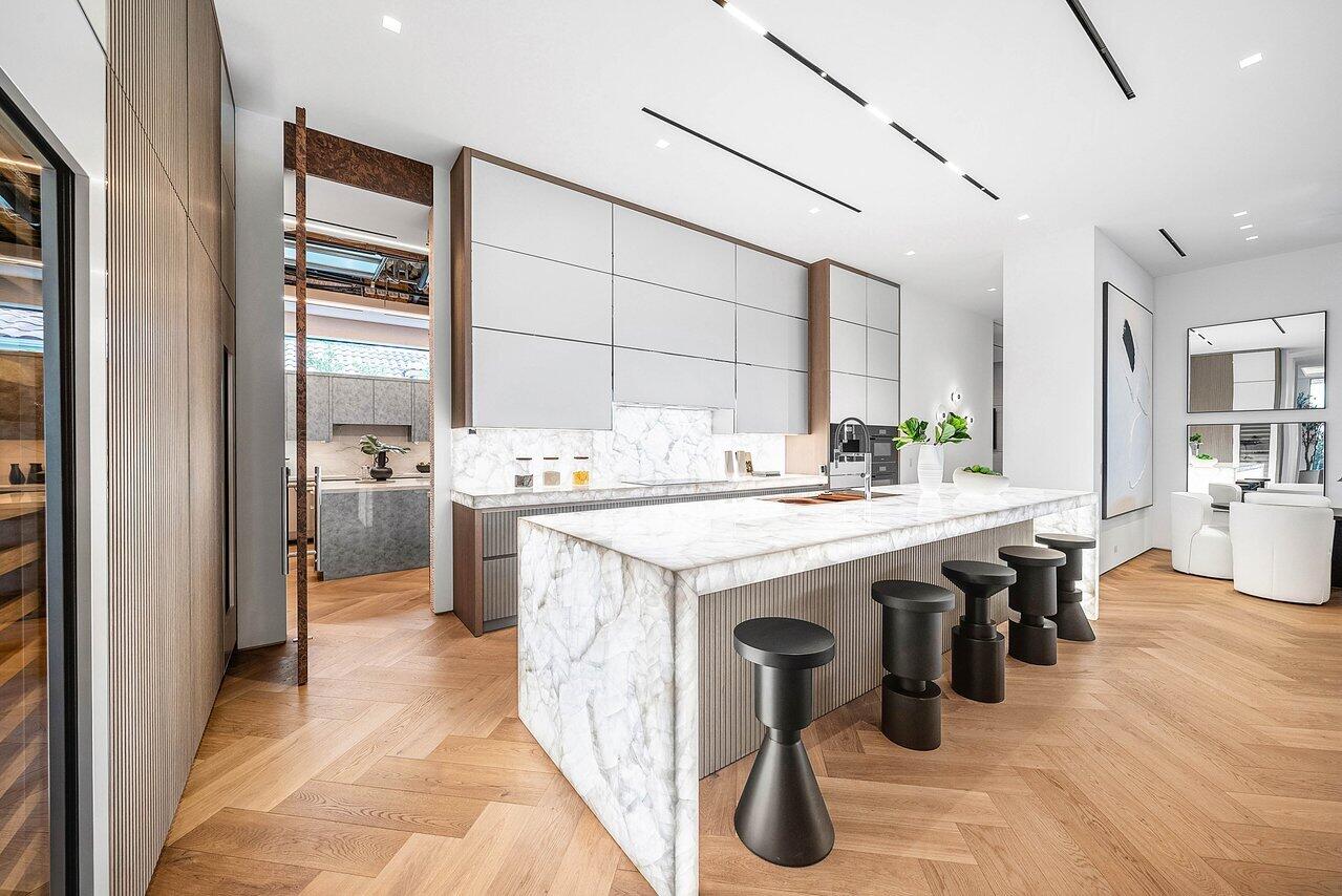 126 Spinnaker Lane Jupiter, FL 33477 - Photo 13 of 81 055-126SpinnakerLane-Jupiter-FL-33477-SM