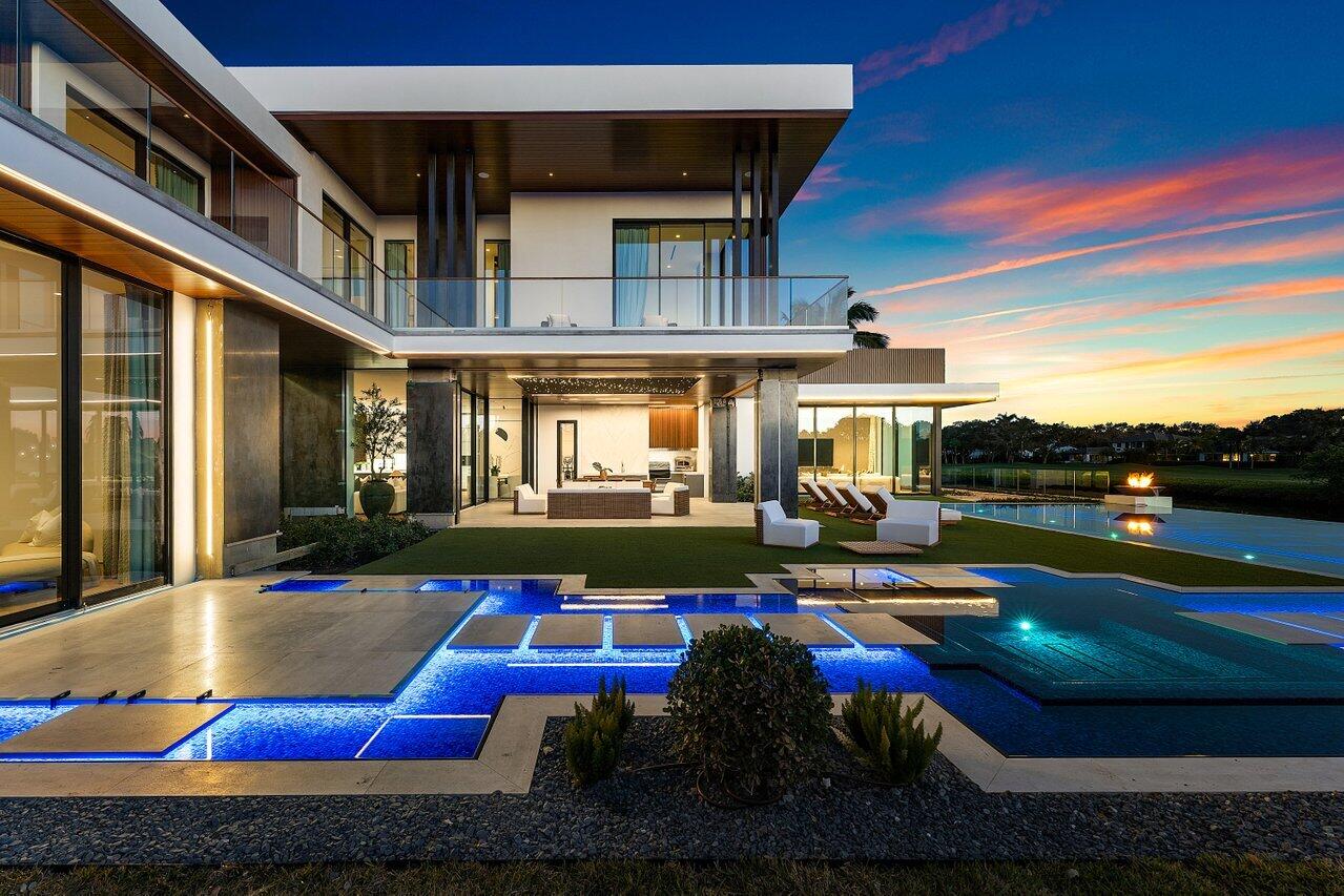 126 Spinnaker Lane Jupiter, FL 33477 - Photo 2 of 96 023-126SpinnakerLane-Jupiter-FL-33477-SM