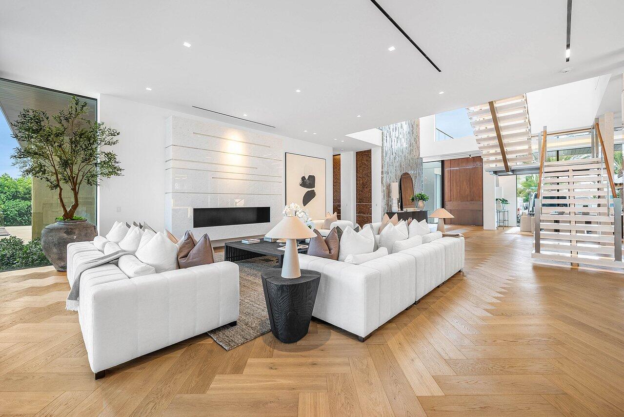 126 Spinnaker Lane Jupiter, FL 33477 - Photo 23 of 96 005-126SpinnakerLane-Jupiter-FL-33477-SM