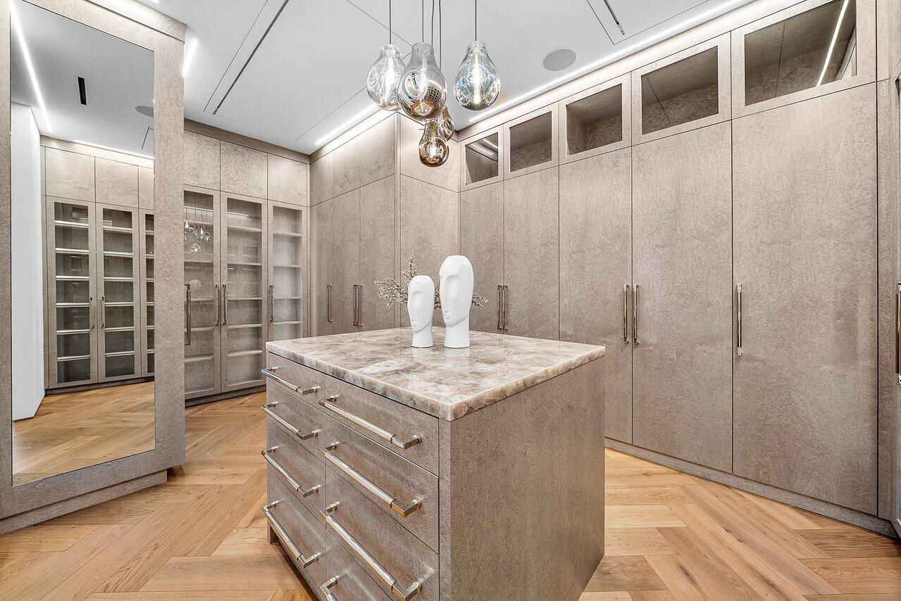 126 Spinnaker Lane Jupiter, FL 33477 - Photo 39 of 81 077-126SpinnakerLane-Jupiter-FL-33477-SM