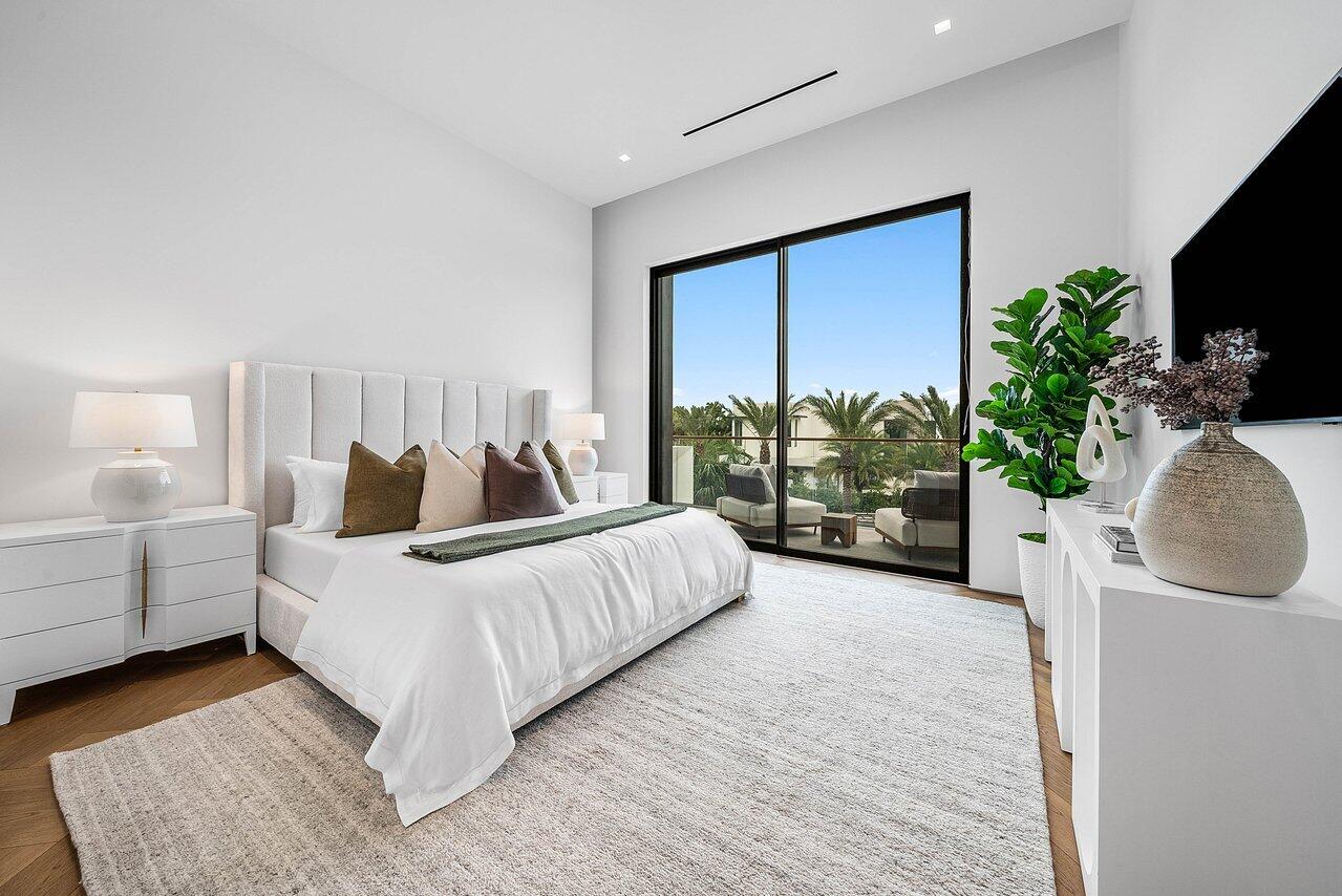 126 Spinnaker Lane Jupiter, FL 33477 - Photo 53 of 81 047-126SpinnakerLane-Jupiter-FL-33477-SM