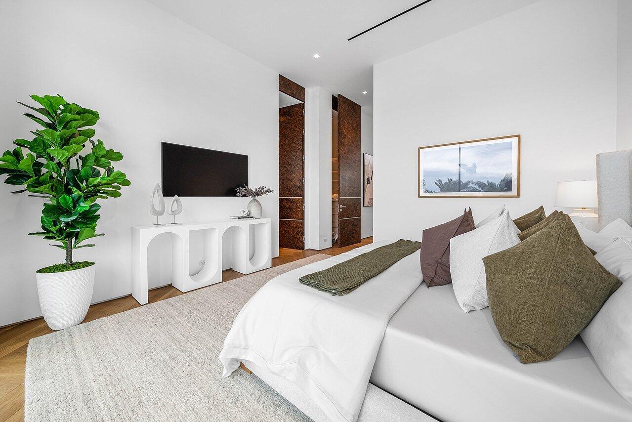 126 Spinnaker Lane Jupiter, FL 33477 - Photo 55 of 81 048-126SpinnakerLane-Jupiter-FL-33477-SM