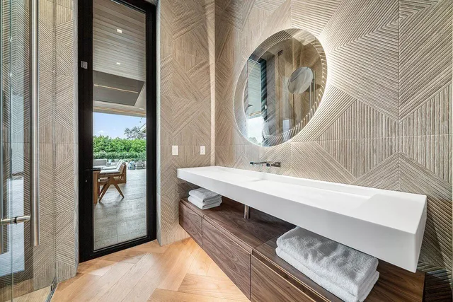 $33,250,000 | 126 Spinnaker Lane, Jupiter, FL 33477