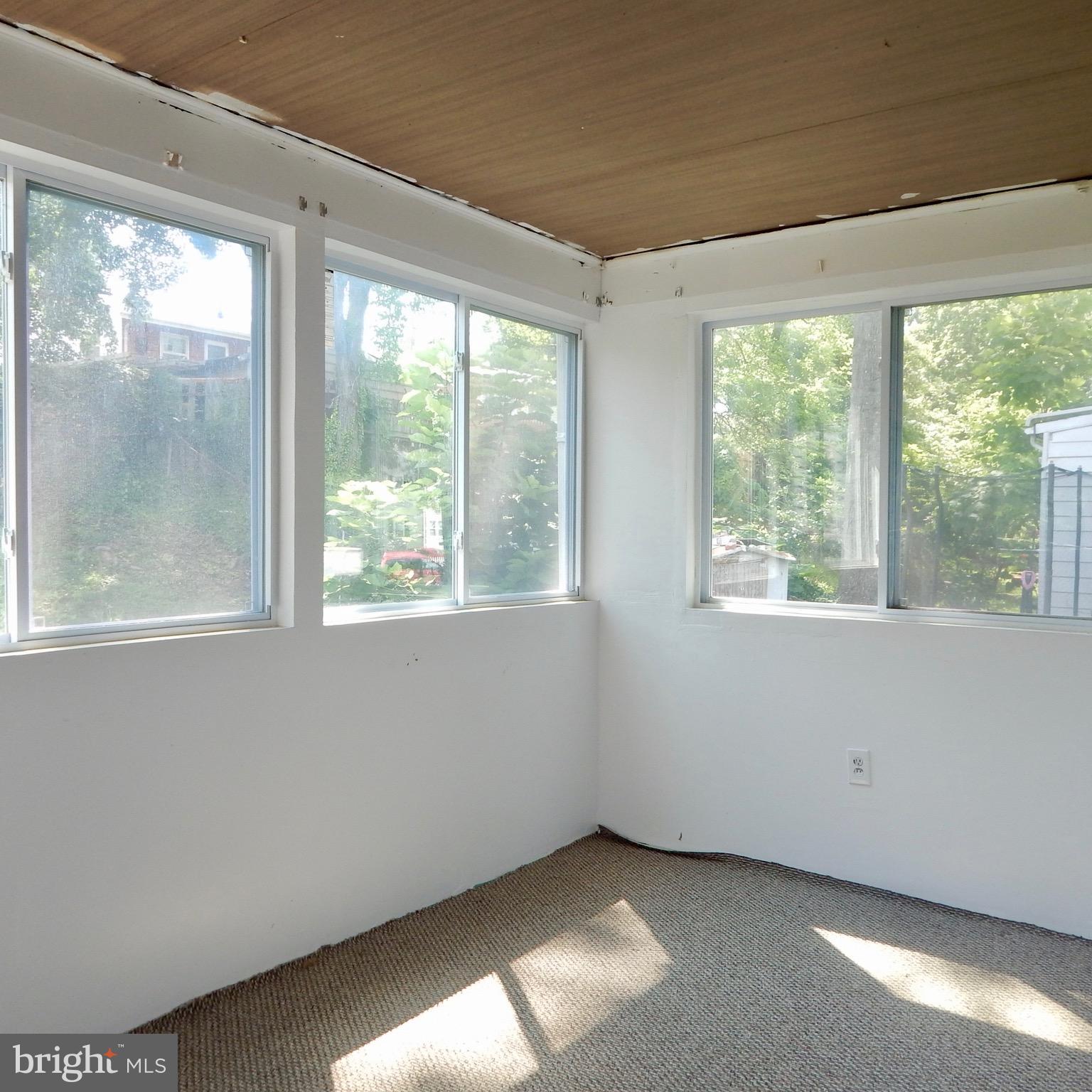 7229 East Forest Road Landover, MD 20785 - Photo 17 of 18 Sun porch
