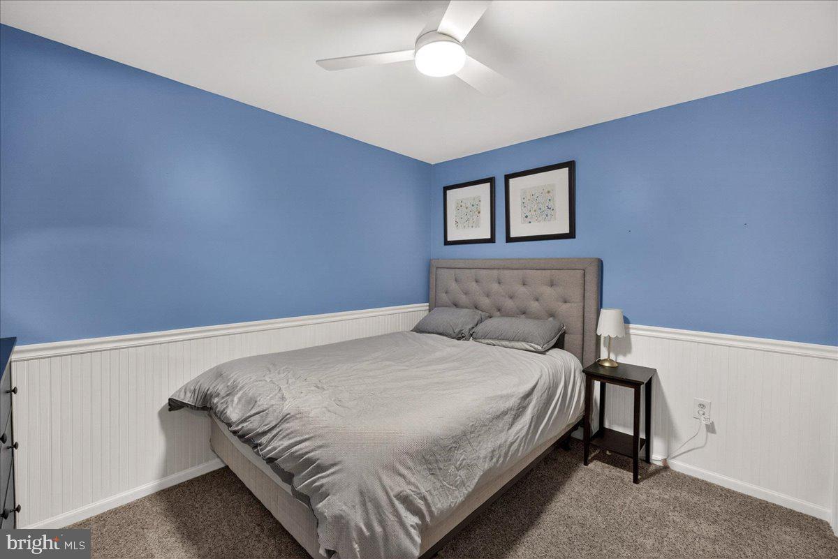 98 Pleasanton Court Frederick, MD 21702 - Photo 26 of 62 a bedroom with a bed and window