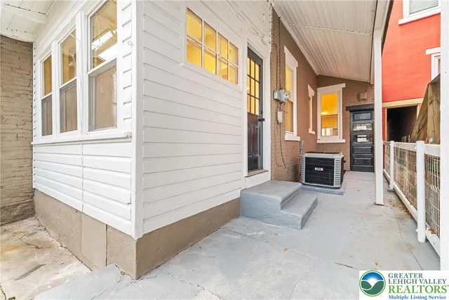 $249,900 | 427 North Lumber Street, Allentown, PA 18102