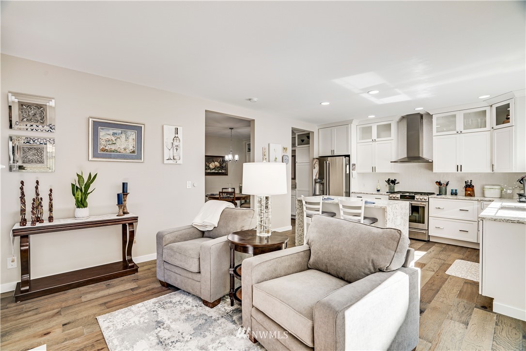 413 South 47th Street, Unit 413 Renton, WA 98055 - Photo 16 of 32 Gallery Image 16