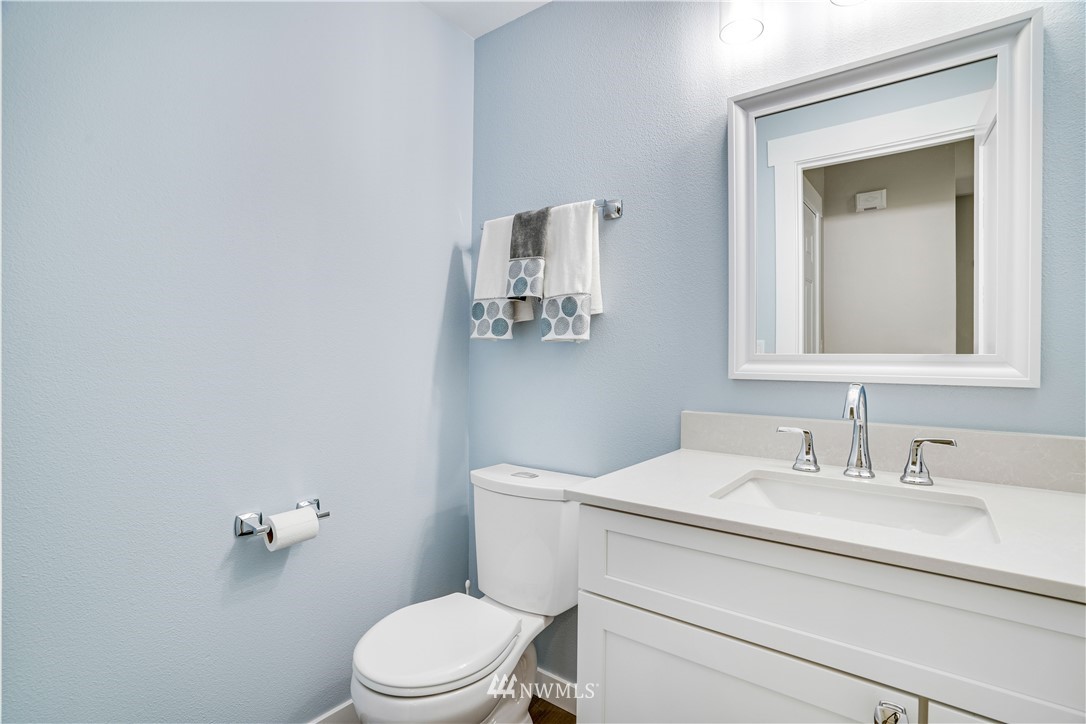413 South 47th Street, Unit 413 Renton, WA 98055 - Photo 17 of 32 Gallery Image 17