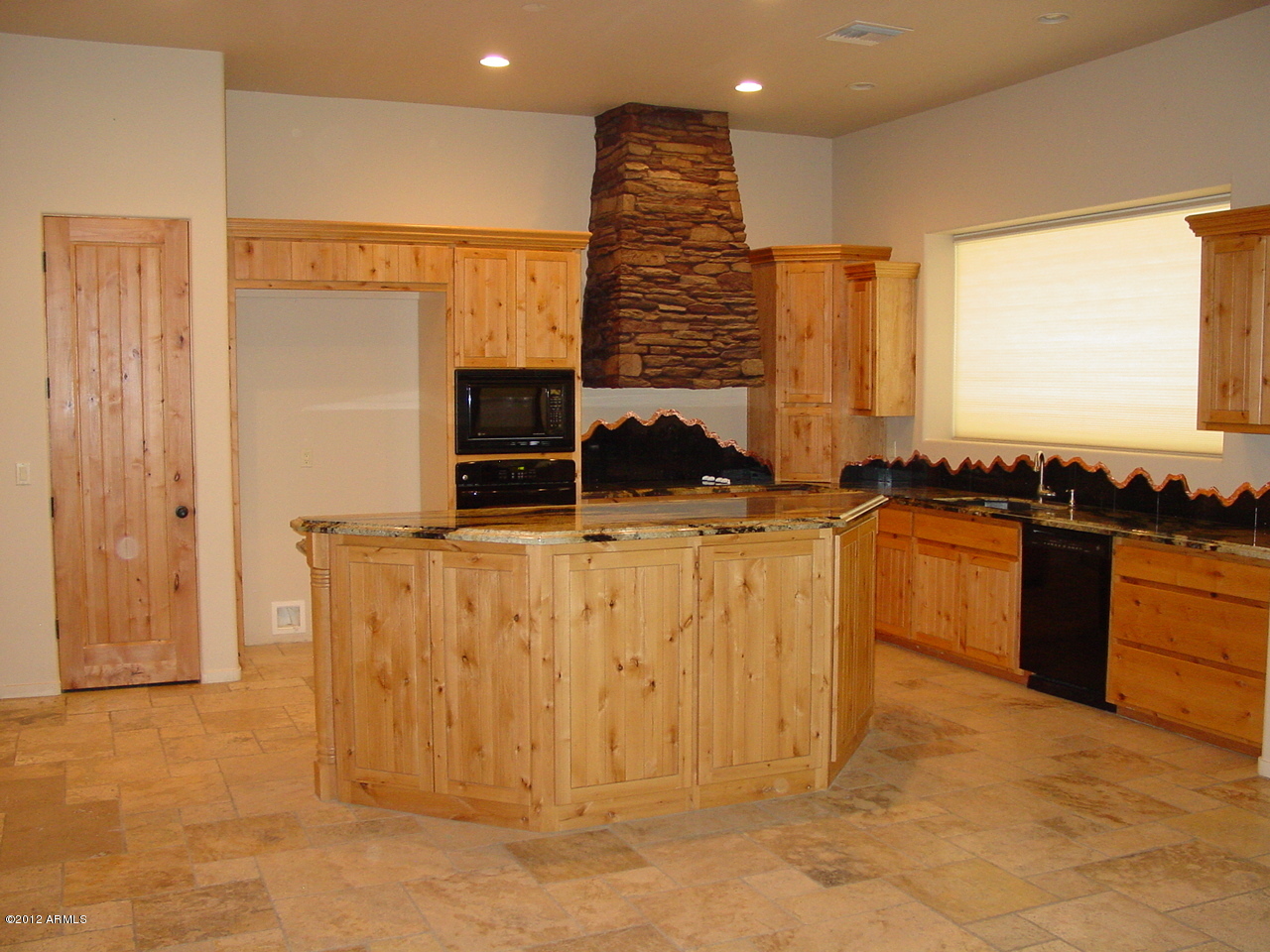 1726 West Sentinel Rock Road Phoenix, AZ 85086 - Photo 14 of 30 1726 W Sentinel Rock Rd (311)
