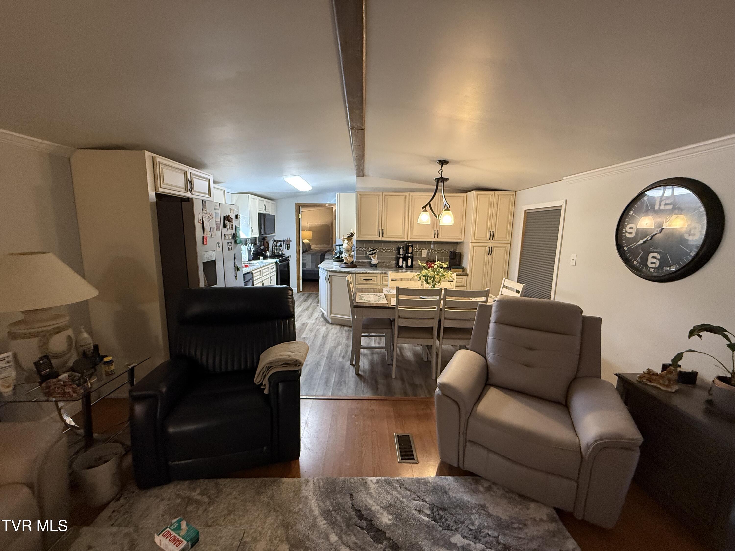 126 Ollie Collins Road Elizabethton, TN 37643 - Photo 17 of 28 IMG_1755