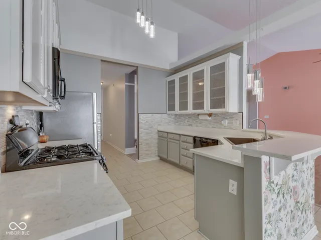 $425,000 | 12774 Raiders Boulevard, Fishers, IN 46037